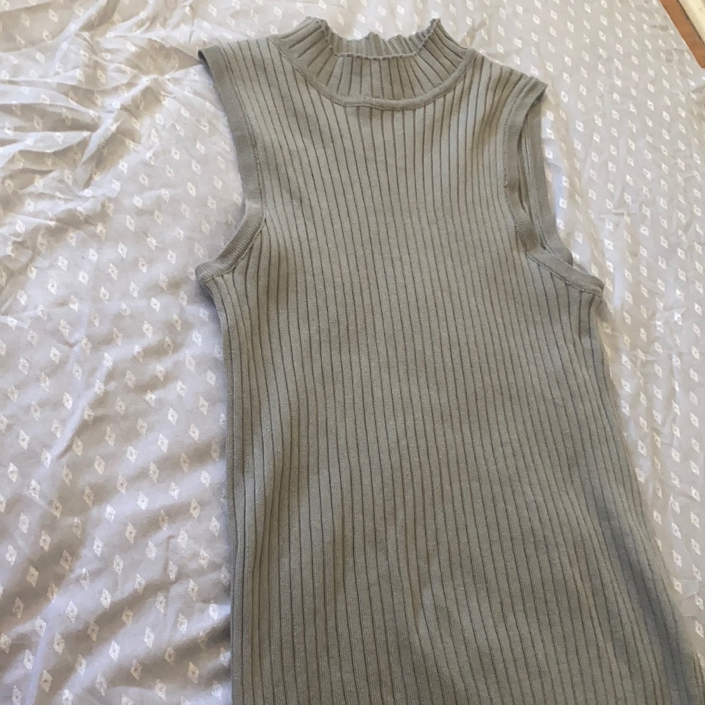 Sleeveless olive green sweater